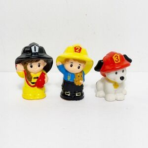 Fisher-Price Little People Figures Lift n' Lower Firetruck Firefighter Dog Lot